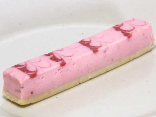 コンビニスイーツだ_あまおう苺のチーズケーキ【サークルKサンクス】_中身01