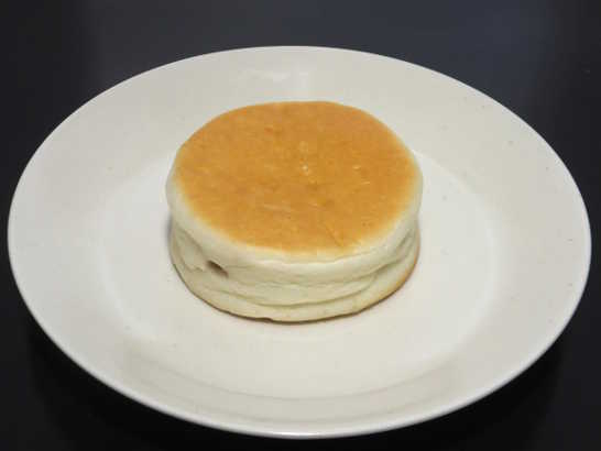 コンビニパンだ_平焼きホイップあんぱん【セブンイレブン】_中身00