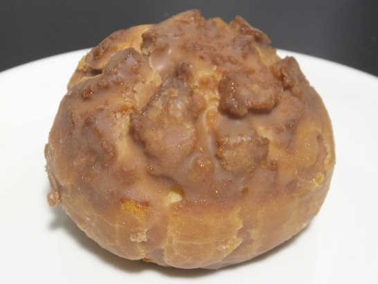 コンビニスイーツだ_ザクザク食感のクッキーシュー【ファミリーマート】中身01